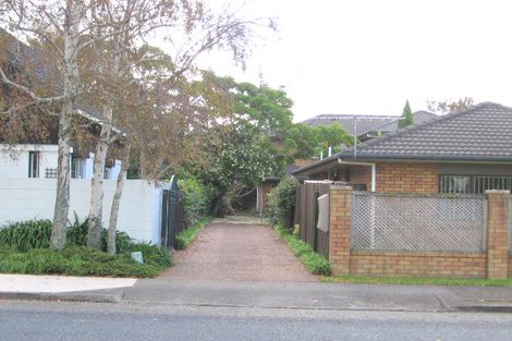 Photo of property in 21b Eastern Beach Road, Eastern Beach, Auckland, 2012