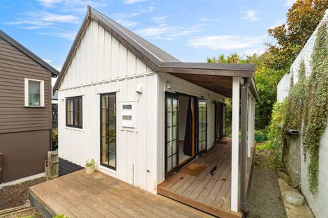 Photo of property in 69 Oxford Street, Lyttelton, 8082