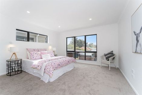 Photo of property in 30c Godley Road, Green Bay, Auckland, 0604