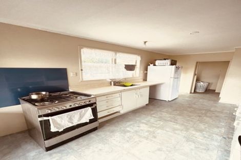Photo of property in 5 President Avenue, Papakura, 2110