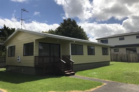 Photo of property in 2/12 Cambridge Road, Manurewa, Auckland, 2102