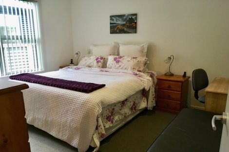 Photo of property in 2 Otonga Heights, Maungaraki, Lower Hutt, 5010