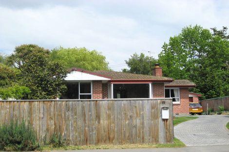 Photo of property in 32 Gregan Crescent, Burnside, Christchurch, 8053