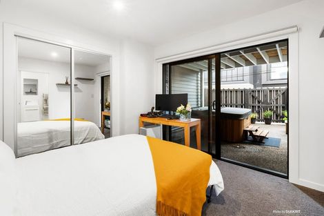 Photo of property in 8b Lyall Parade, Lyall Bay, Wellington, 6022