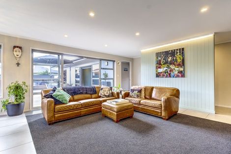 Photo of property in 107 Saint James Drive, Huntington, Hamilton, 3210