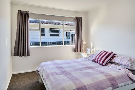 Photo of property in 8b Tireti Road, Titahi Bay, Porirua, 5022