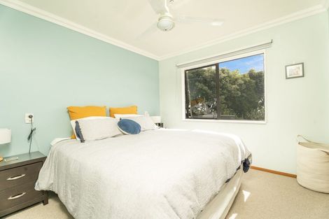 Photo of property in 23 Patiki Place, Titahi Bay, Porirua, 5022