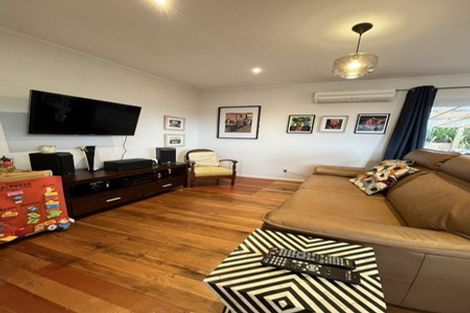 Photo of property in 26 Martin Street, Ranui, Porirua, 5024