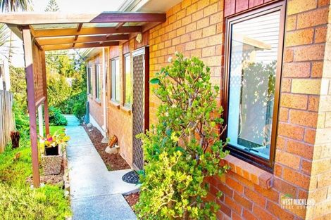Photo of property in 31 Chorley Avenue, Massey, Auckland, 0614