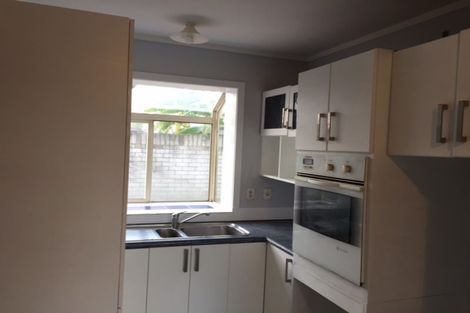Photo of property in 2/4046 Great North Road, Glen Eden, Auckland, 0602