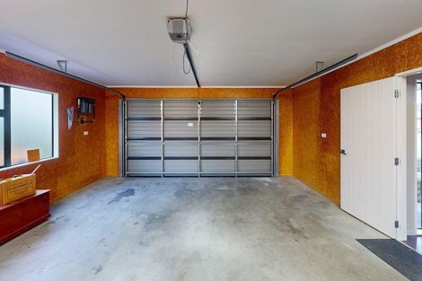 Photo of property in 57 Tennyson Avenue, Kelvin Grove, Palmerston North, 4414