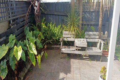 Photo of property in 10 Wakelin Street, Carterton, 5713