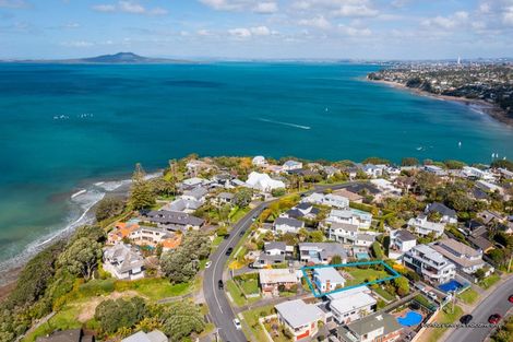 Photo of property in 2/48 Churchill Road, Murrays Bay, Auckland, 0630