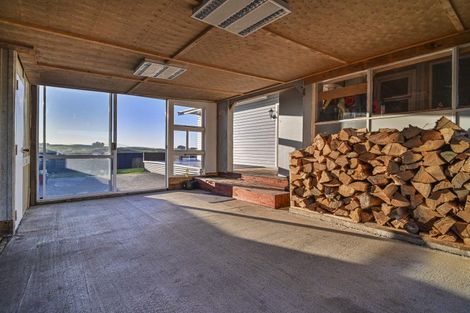 Photo of property in 2642 Raukawa Road, Te Onepu, Hastings, 4174