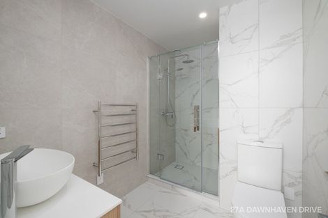 Photo of property in 27a Dawnhaven Drive, Te Atatu Peninsula, Auckland, 0610