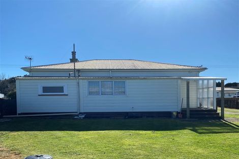 Photo of property in 15 Cole Street, Dannevirke, 4930
