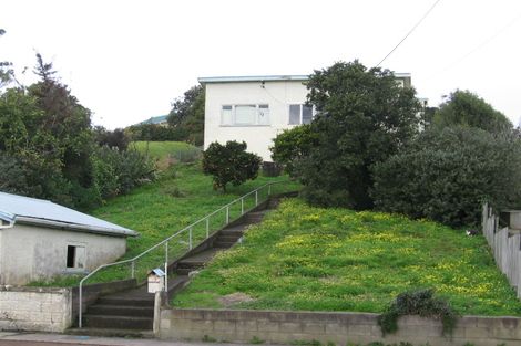 Photo of property in 15 Awaroa Road, Helensville, 0800