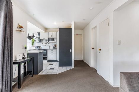 Photo of property in 41 Colwill Road, Massey, Auckland, 0614