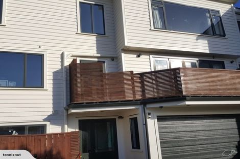 Photo of property in 77a Creswick Terrace, Northland, Wellington, 6012