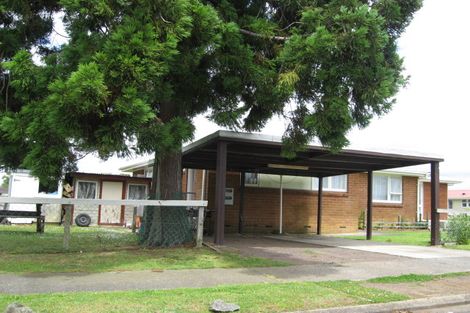 Photo of property in 7 Forbury Place, Mangere, Auckland, 2022