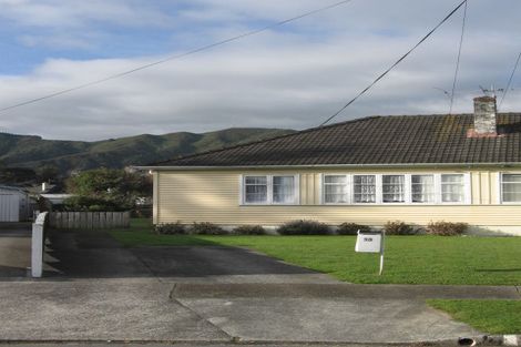 Photo of property in 13 Hodgins Grove, Naenae, Lower Hutt, 5011