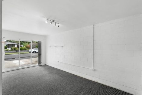 Photo of property in 1/6 Valerie Place, Redwood, Christchurch, 8051