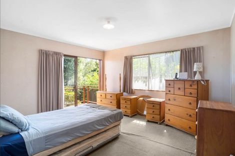 Photo of property in 33 Marriott Road, Pakuranga, Auckland, 2010