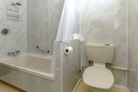 Photo of property in 33 Bernard Road, Albert Town, Wanaka, 9305