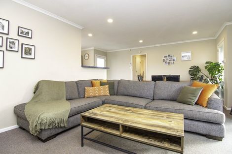 Photo of property in 27 Gemini Avenue, Milson, Palmerston North, 4414