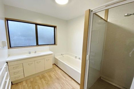 Photo of property in 4 Elvira Court, Bishopdale, Christchurch, 8053