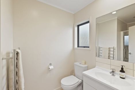 Photo of property in 11 Wharuka Glade, Mangawhai, 0505