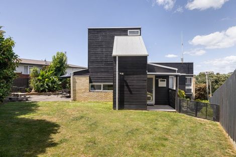 Photo of property in 65 Hinewa Road, Otumoetai, Tauranga, 3110