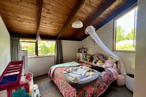 Photo of property in 2/69 Saddleback Rise, Murrays Bay, Auckland, 0630