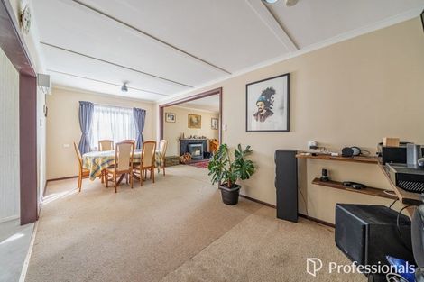 Photo of property in 33 Wellington Road, Wainuiomata, Lower Hutt, 5014