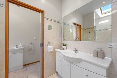 Photo of property in 3 Watlings Place, Kennedys Bush, Christchurch, 8025