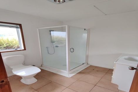 Photo of property in 58 Lewisham Street, Highland Park, Auckland, 2010