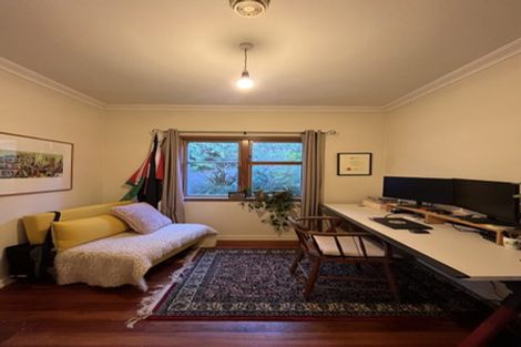 Photo of property in 25 Pembroke Road, Northland, Wellington, 6012