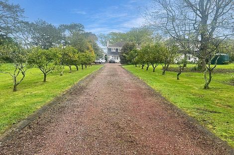 Photo of property in 86 Tawa Road, Kumeu, 0891