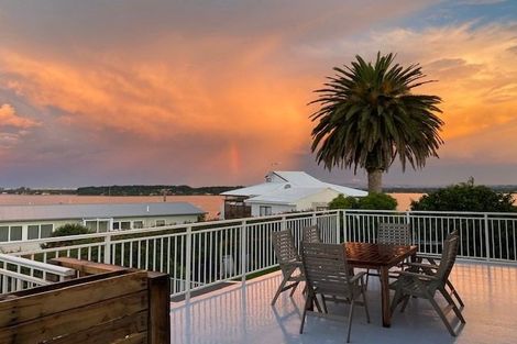 Photo of property in 5 Coppelia Avenue, Omokoroa, 3114