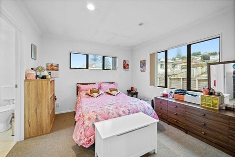 Photo of property in 83 Kamara Road, Glen Eden, Auckland, 0602