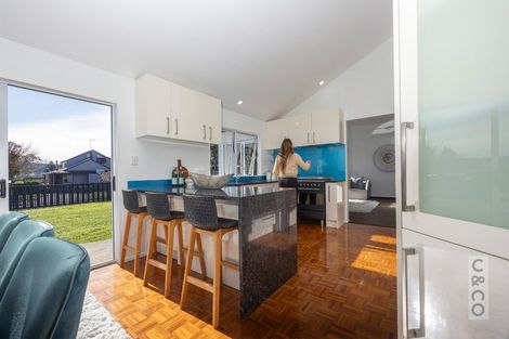 Photo of property in 4 Vintners Close, Huapai, Kumeu, 0810