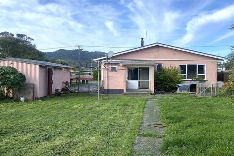 Photo of property in 22 Doyle Street, Blaketown, Greymouth, 7805