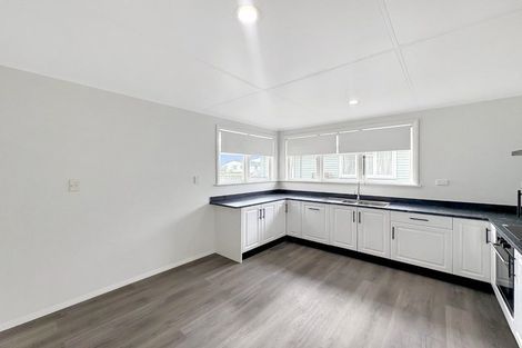 Photo of property in 163 Puriri Street, Castlecliff, Whanganui, 4501