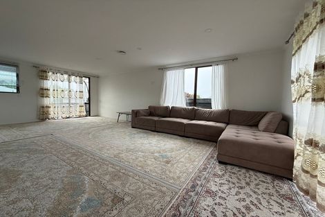 Photo of property in 14 Justamere Place, Weymouth, Auckland, 2103