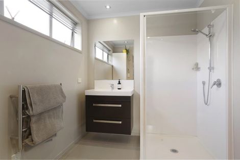 Photo of property in 50 Oakwood Drive, Rangiora, 7400