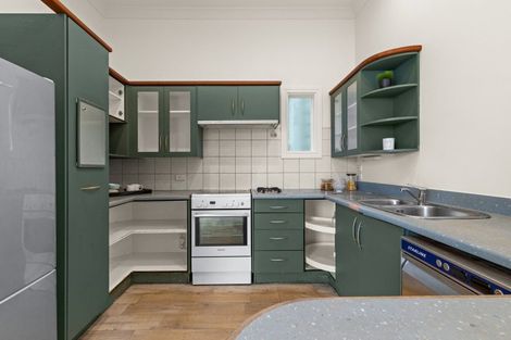 Photo of property in 201 Marine Parade, Napier South, Napier, 4110