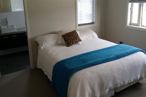 Photo of property in 2/78 Birkenhead Avenue, Birkenhead, Auckland, 0626