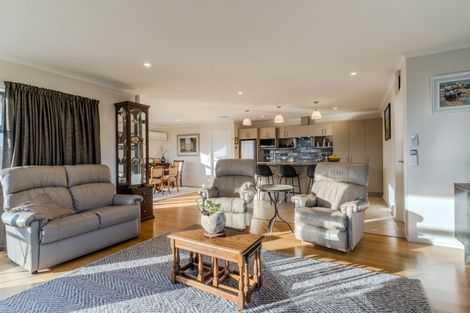 Photo of property in 16 Pinfold Place, Mosgiel, 9024