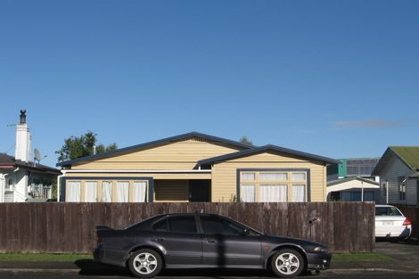 Photo of property in 506 Avenue Road West, Hastings, 4122