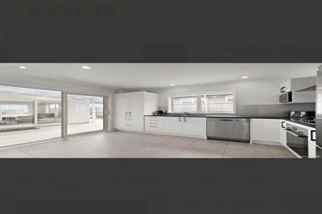 Photo of property in 30 Opouatu Avenue, Glenbrook, 2681